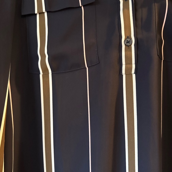 Ann Taylor Blouse - Picture 2 of 4